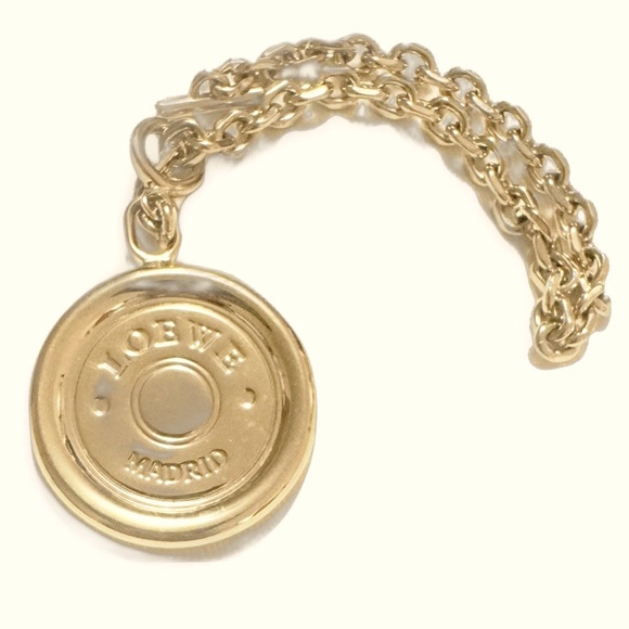 Auth Loewe Anagram Nappa Aire Goldtone Coin Bag Charm Keychain - Picture 5 of 9